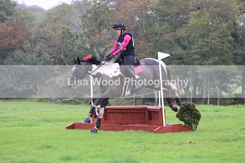 JPP_5183 - Class 2:  70cm: Zig Zag