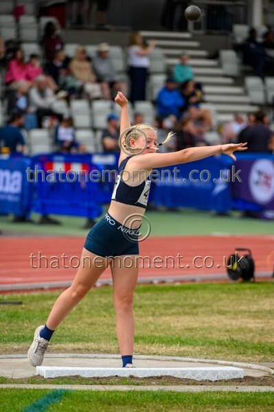 Age25SUN-929619 - Track Female Set Two