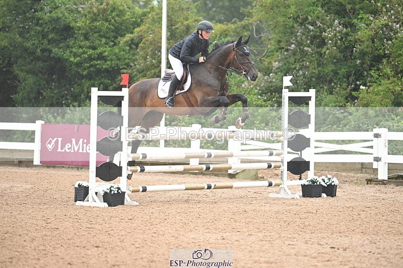 240720A-111958-14440 - Cls 11, 1 Star Bronze Tour 1.15m