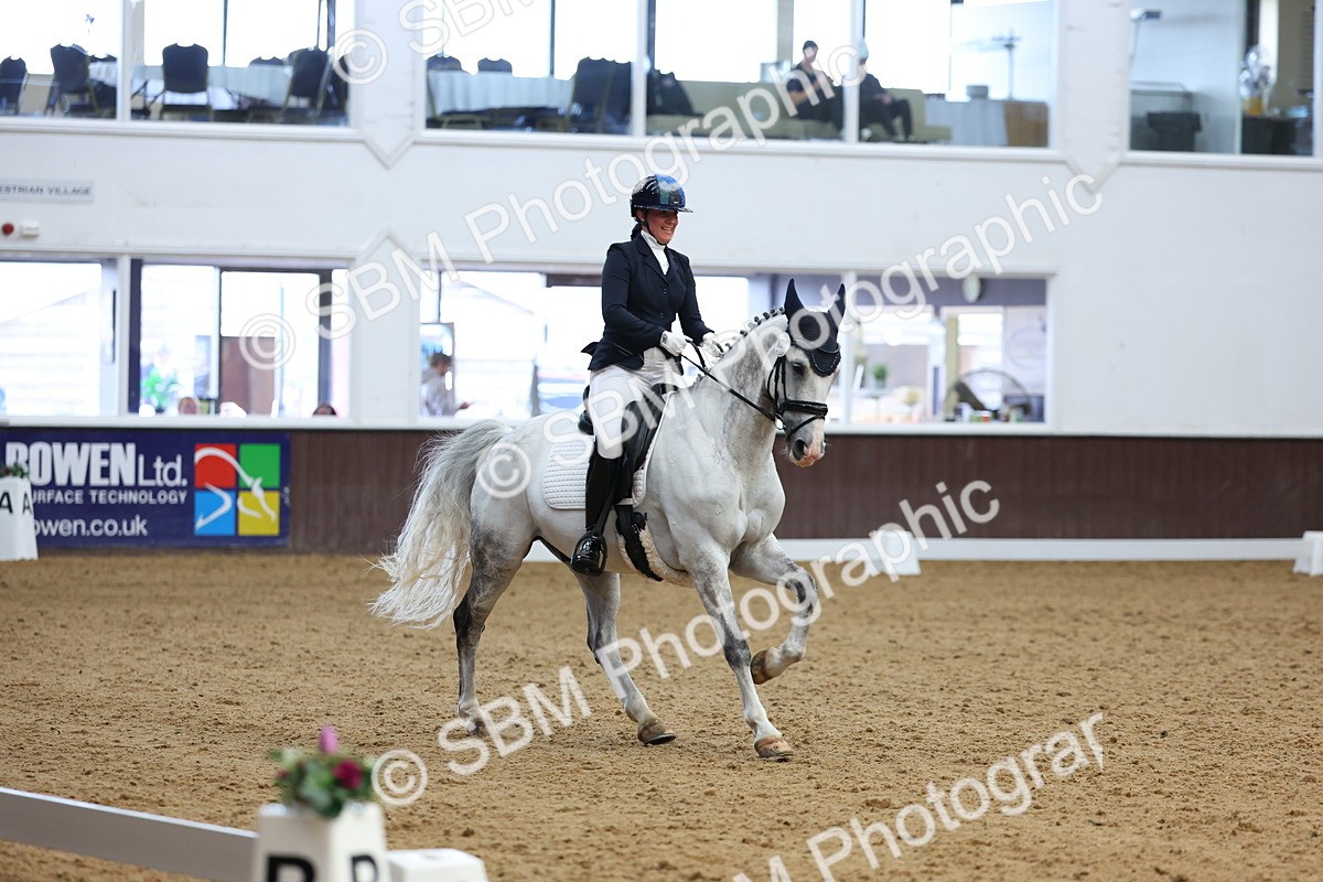 SBM_015937 - Class 15 - Novice FSM - 9.50 - 11.10