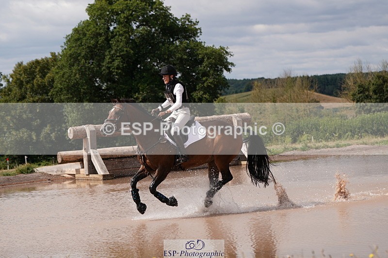 250802A-104452-01513 - B-057-Emma.Ergatoudis-MINERVA.VAN.DE.KOOLDRIES