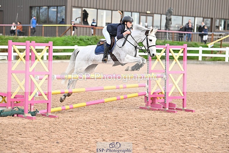 241117X-100347-03563 - Cls 09s Pony intro 90cm