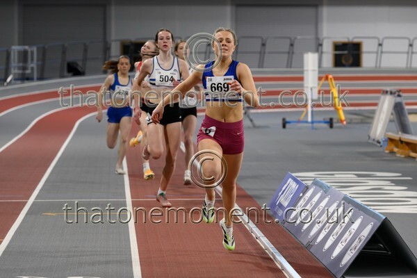 Age26SAT-917057 - Track Female Set Three