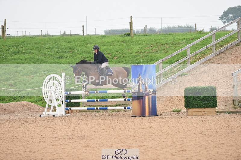 230916A-163622-05588 - Cls 19 Snr 1.10m Derby