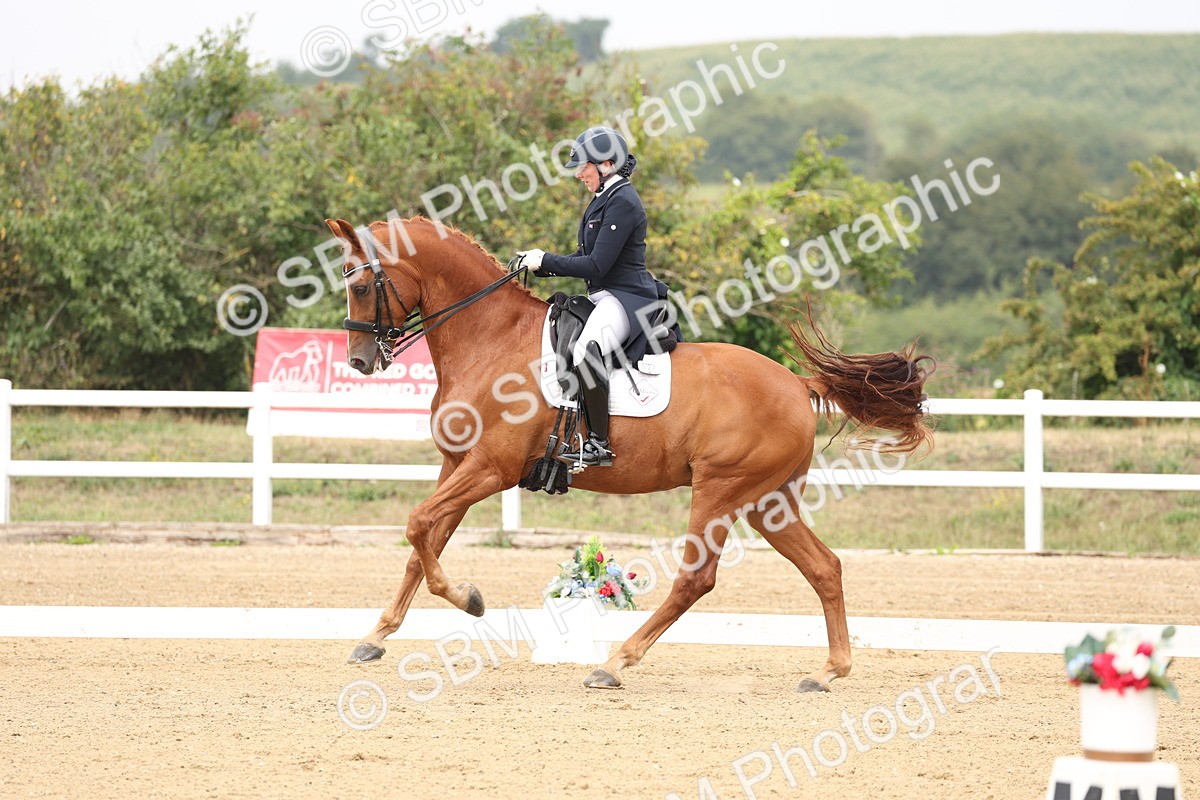 SBM_007053 - Class 9 - FEI INT I - 13.37-14.33