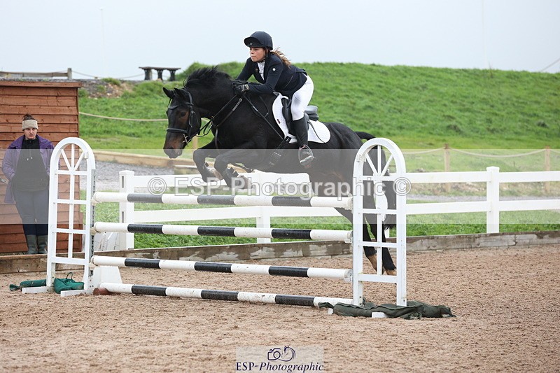 231112A-134109-04600 - Cls 20 Newcomers & 1.10m Open