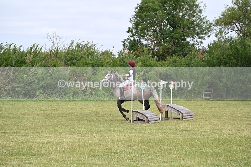 WJ6_6614 - 60cm XC Time 10:17 to 10:49