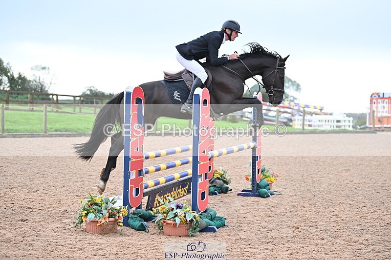 231013A-101937-01160 - Cls 7 Discovery & 1m Open