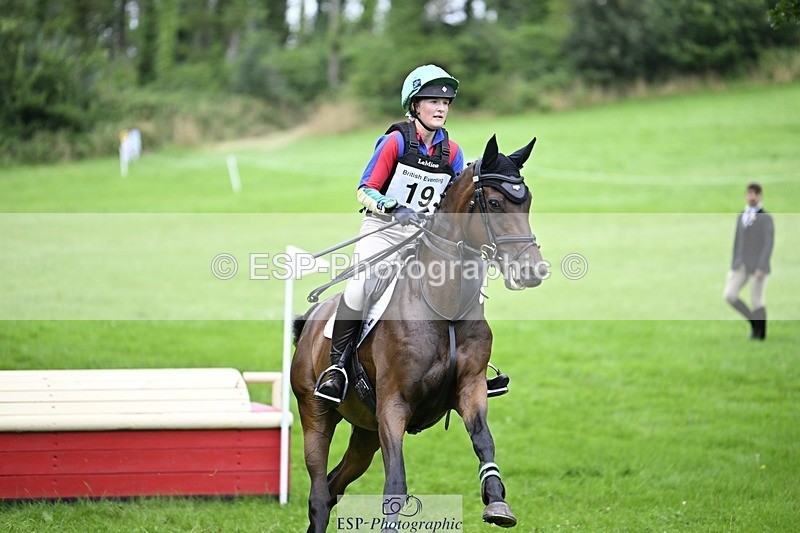 240803-121307-03934 - 019-Maisie_Randle-VILLANELLE