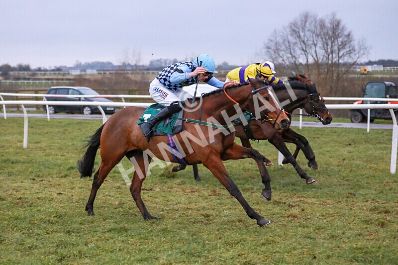 100225-Race 5-Achnamara-5900 - Race 5