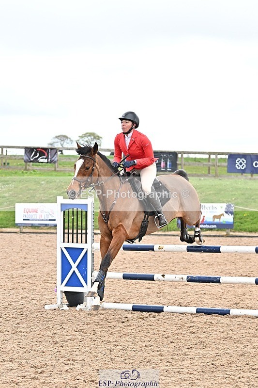 250414-115246-00723 - 1m Round 1