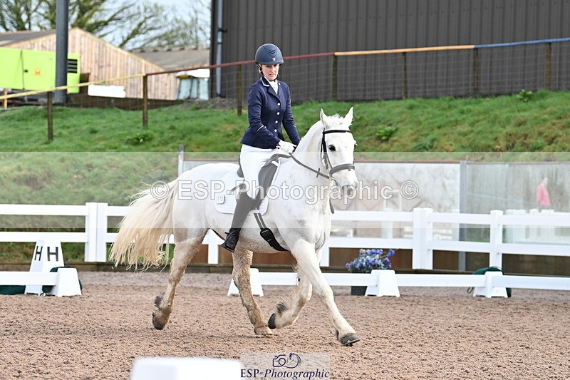 240218A-092705-04762 - 112-Sarah.Browne-Domino.star