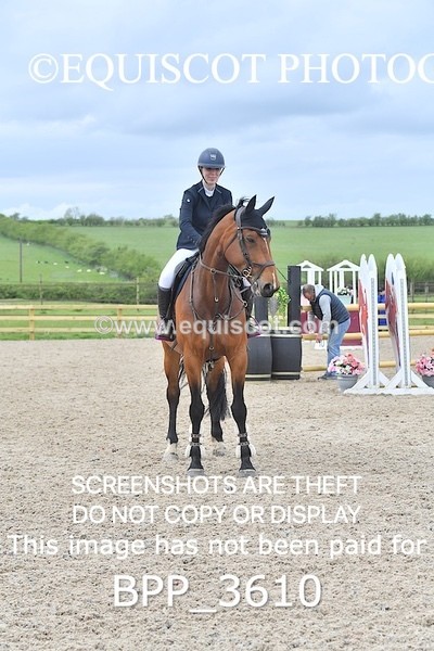 BPP_3610 - CLASS 18 SUN Senior Newcomers/ 1.10m Open