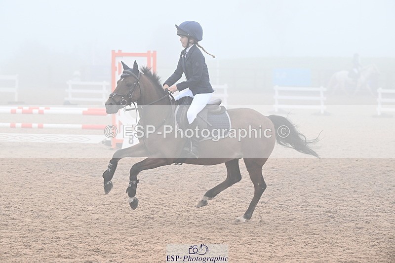 240907A-092016-00091 - Cls 1 Pony Intro 70cm