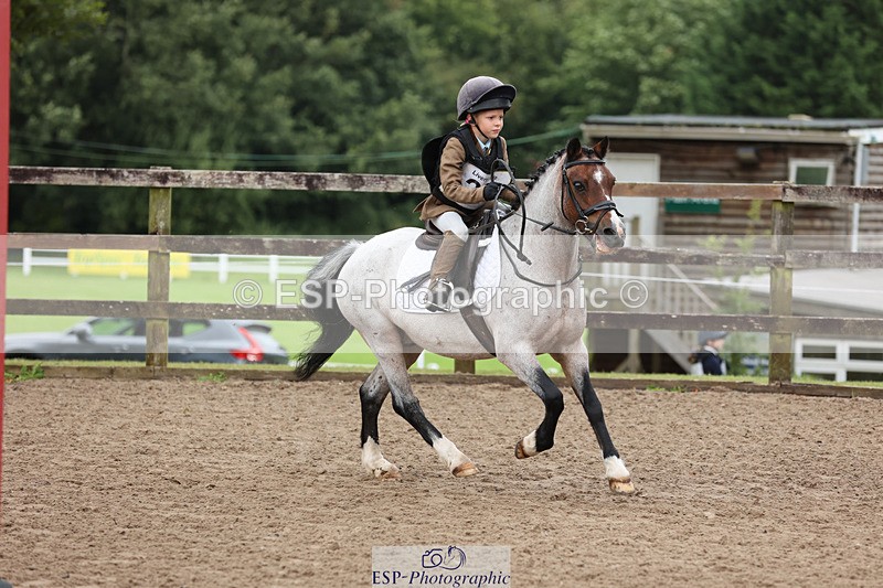 240822X-092312-00488 - 40cm R1 8.30 to 9.30