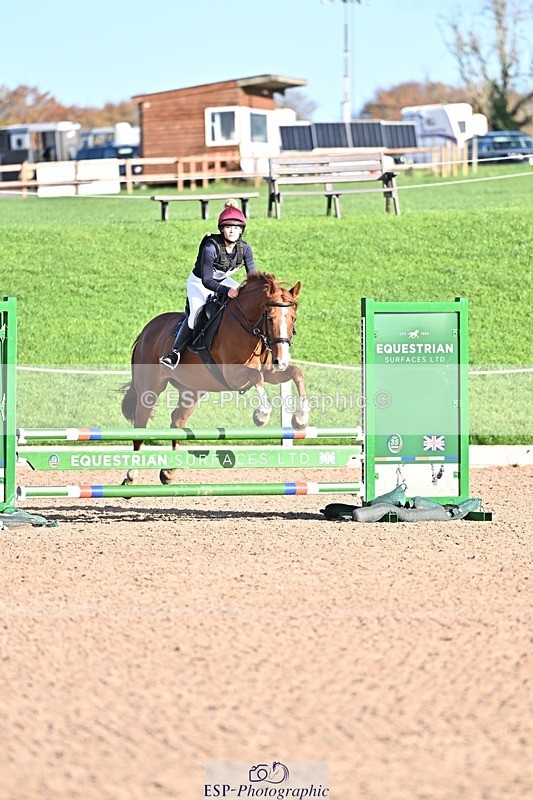 251102-100759-00163 - 70cm