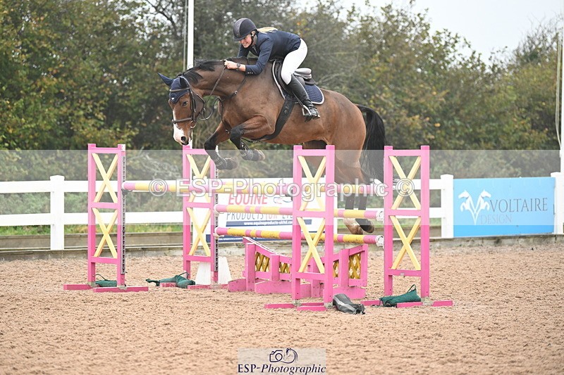 241102A-123303-04581 - SAT Cls 15 Foxhunter and 1.20m Open