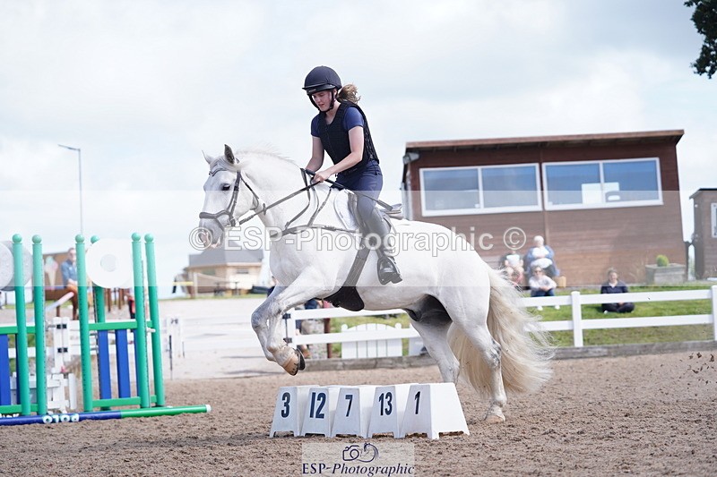 240809A-142822-01243 - Chase Me Charlie