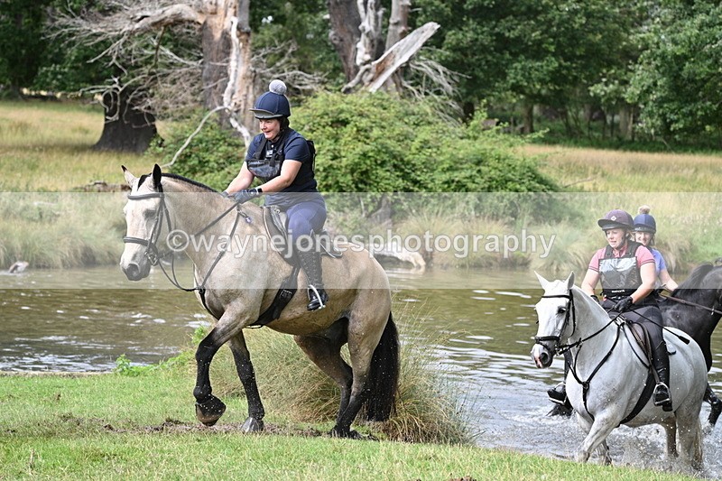 WJ7_1703 - Time at Water 10:48 to 11:13