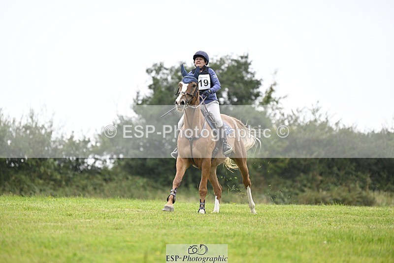 240831A-155548-05095 - 219-Julie.Milkins-R-GIUPETTE.DI.NALA