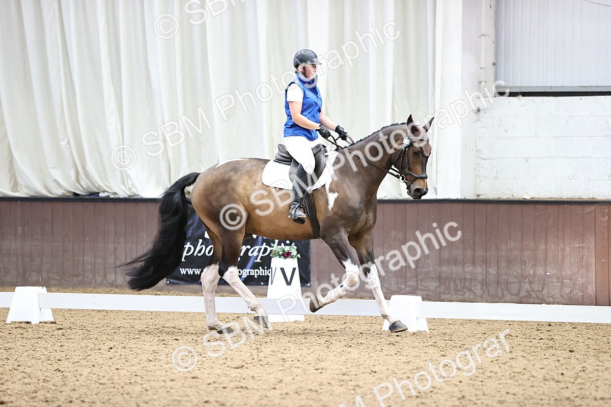 SBM_001812 - Novice 4 - 11.15-13.22