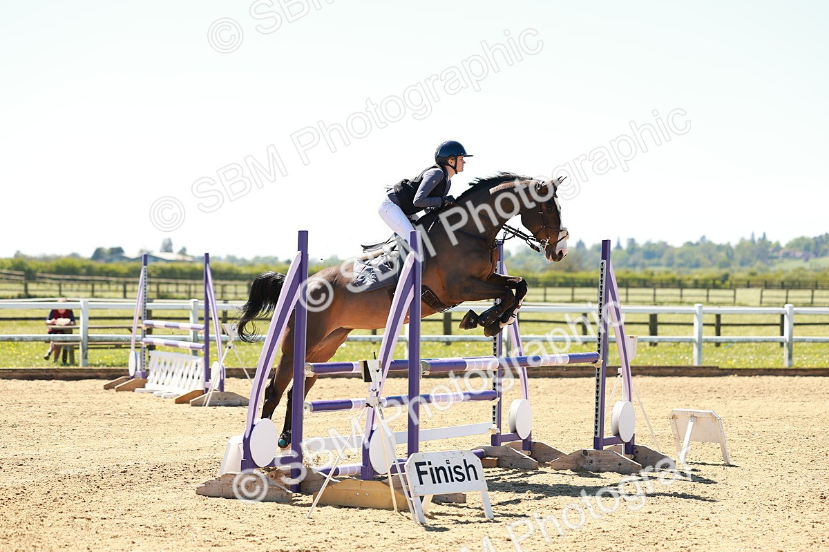 SBM_001117 - Class 4 - Senior Newcomers 1.10m