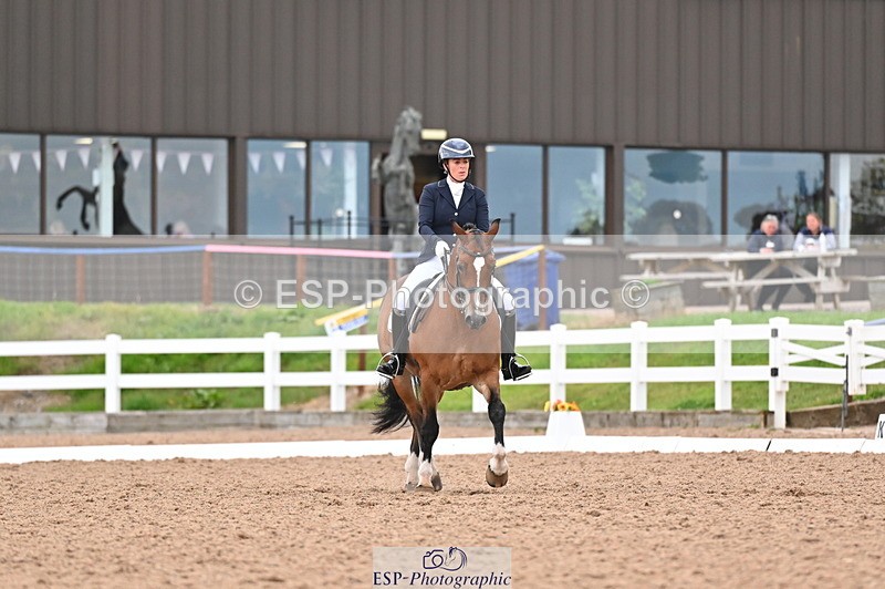 240817A-164913-10609 - 267-Jane.Hendy-Cefnbangor.Rob.Roy