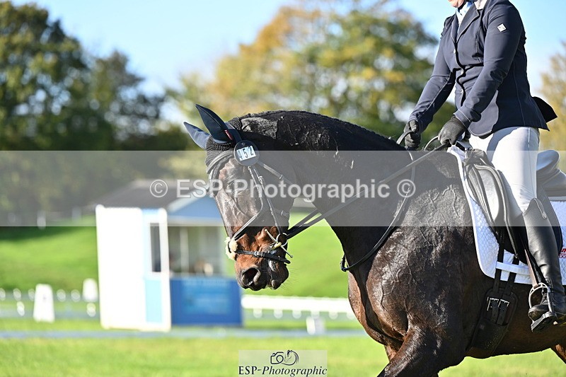 251024A-100719-07977 - F-452-Suzy.Stoneman