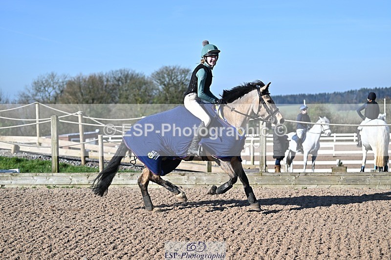 250301-100851-00269 - 70cm