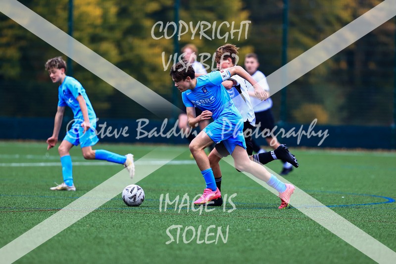 1DX31461 - 2025-10-12 FC Abbey Meads U15 Blue V Hungerford Town Juniors U15 Black