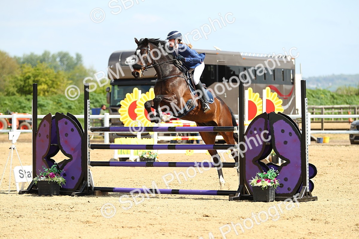 SBM_001343 - Class 5 - Senior Foxhunter 1.20m