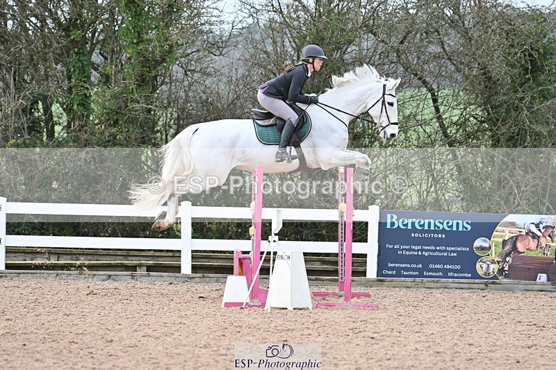 231208A-134753-01001 - Cls 6 Foxhunter & 1.20m Open