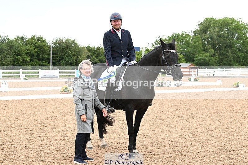 240815A-153358-02359 - Cls 10-P Freestyle Adv Medium Silver