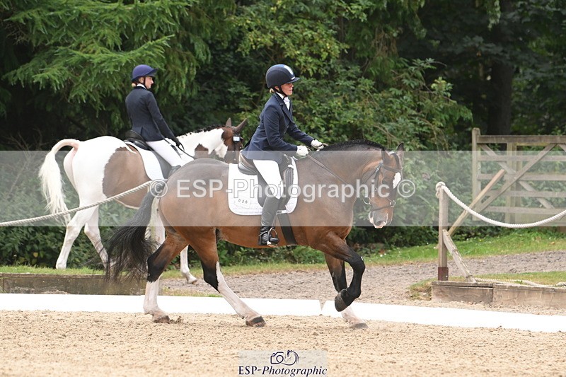 250719A-120207-04543 - 026-Carol.Quantrill-Cormoy.Lad