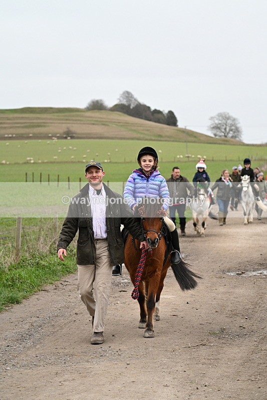 WJ7_1318 - Walk Home