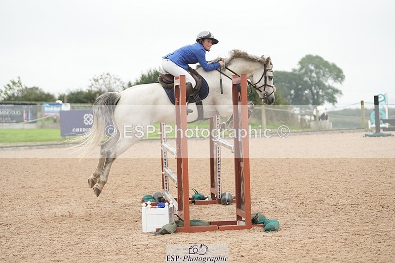 250920-120014-00835 - Cls 9 Pony Newcomers and 1m