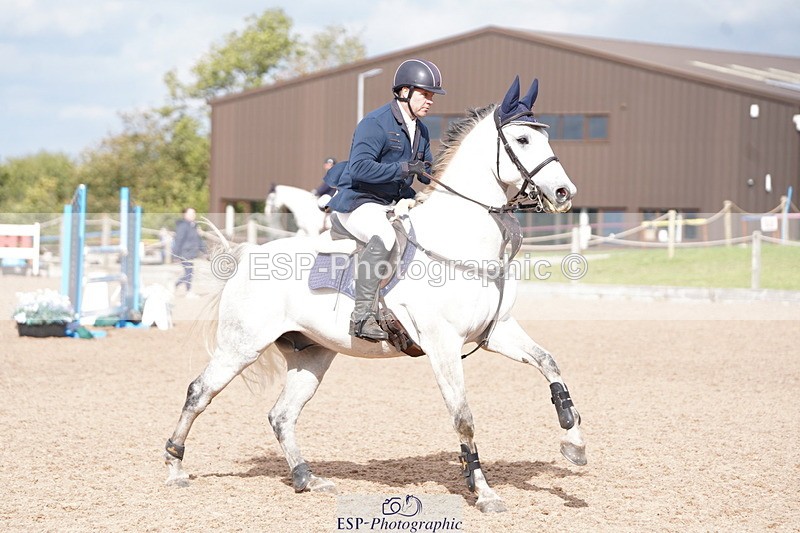 241005A-113608-04584 - SAT Cls 9 Snr Discovery &1m Open