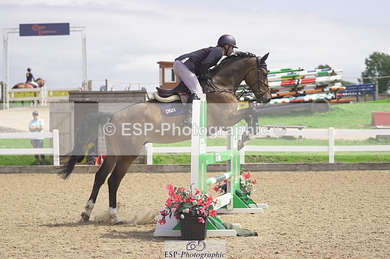 230810A-131832-02377 - Cls 4 1.05m Amateur Quali