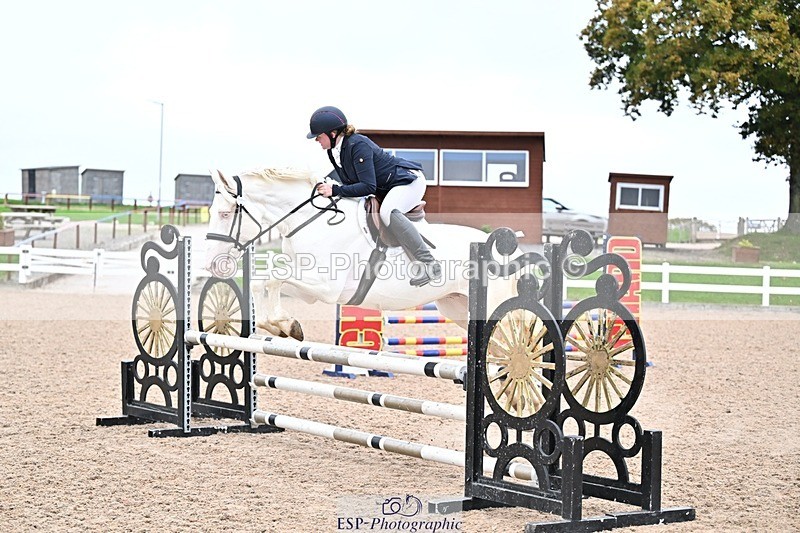 251015-103605-00060 - Cls 1 British Novice and 90cm Open