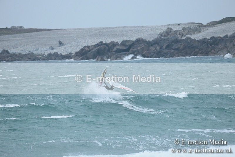 WS 030413-2 - Windsurfing