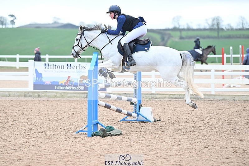 240128A-122449-00853 - Cls 4 Pony Newcomers and 1m Open