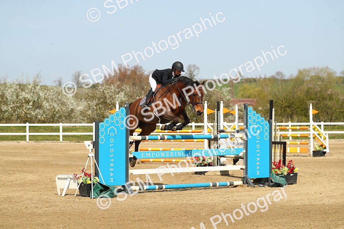 SBM_002709 - Class 11 - Senior Foxhunter - 1.20m