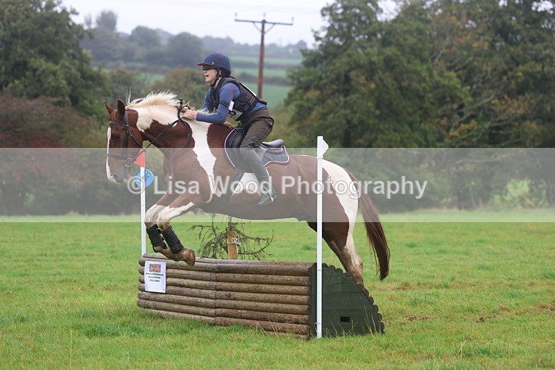 3E7A1358 - Class 2: 70cm: Half Roll Top