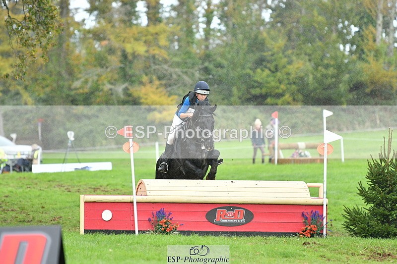 251025A-133117-20007 - F-470-Hannah.Cliffe