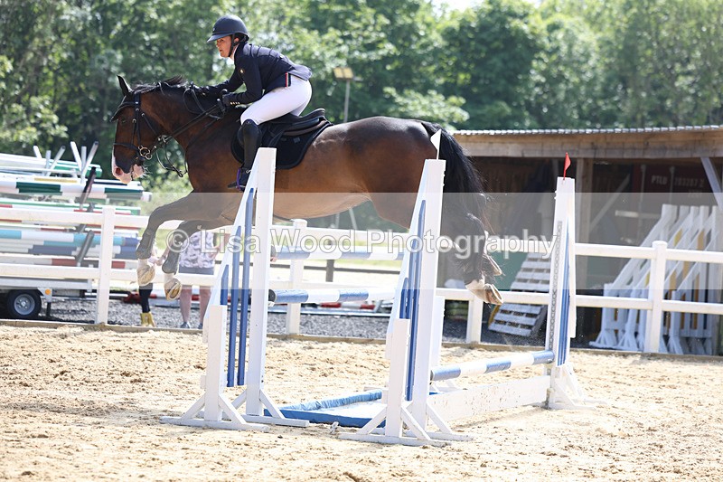 3E7A1235 - Class 14: Senior 1.15m Open