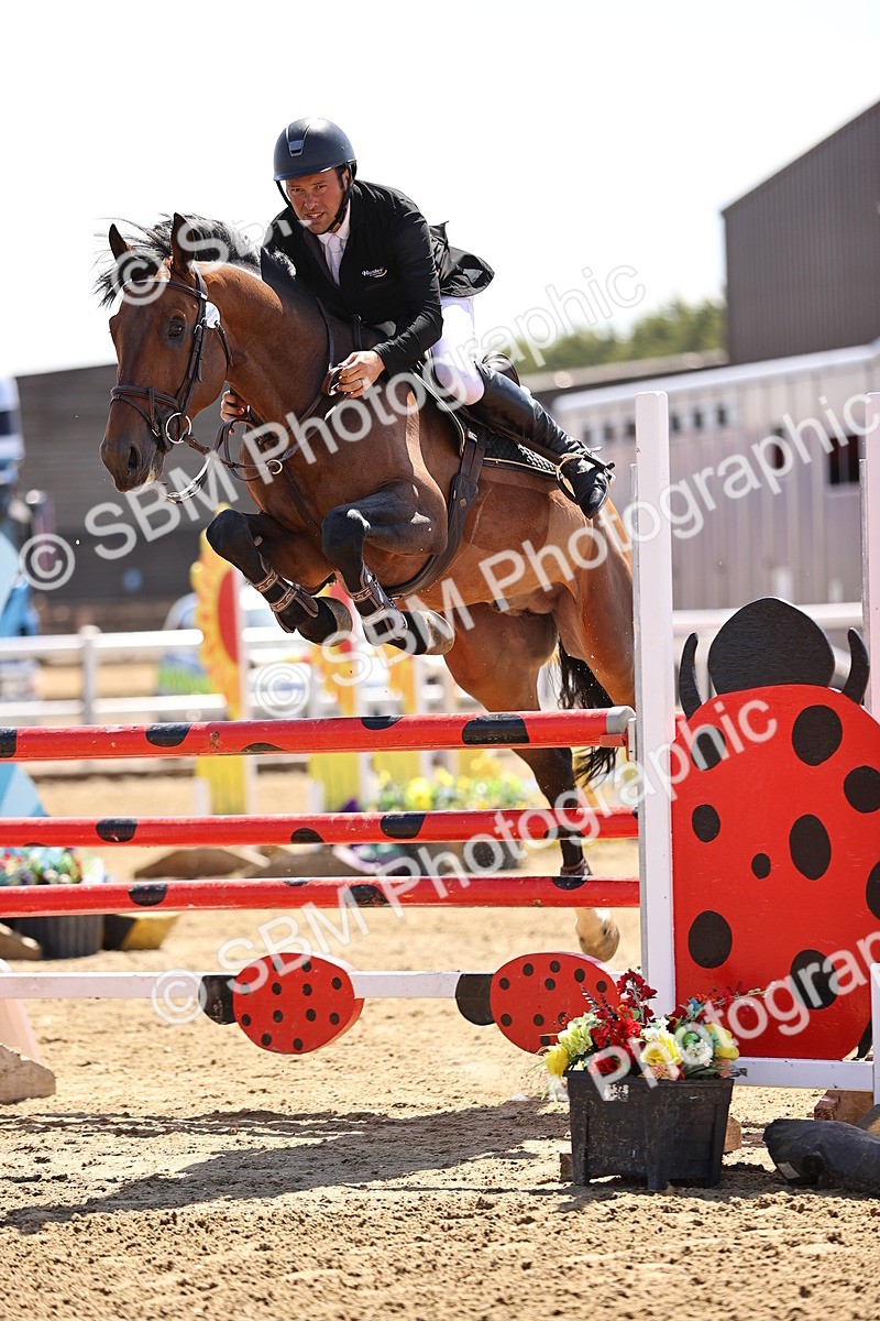 SBM_009991 - Class 9 - Senior Foxhunter - 1.20m Open