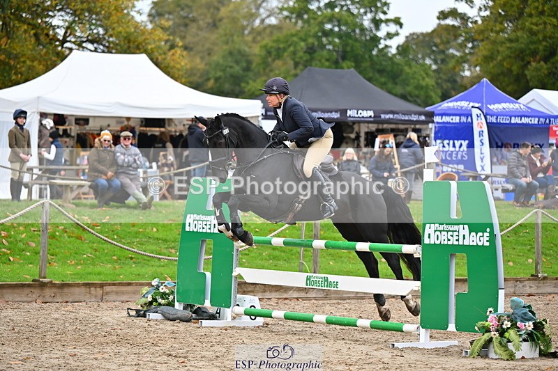 251026A-105908-23800 - D-315-Georgina.Marks