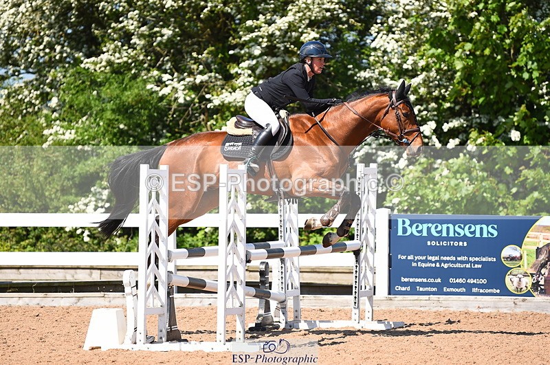 230526A-105838-01220 - Cls 8 British Novice & 90cm Open