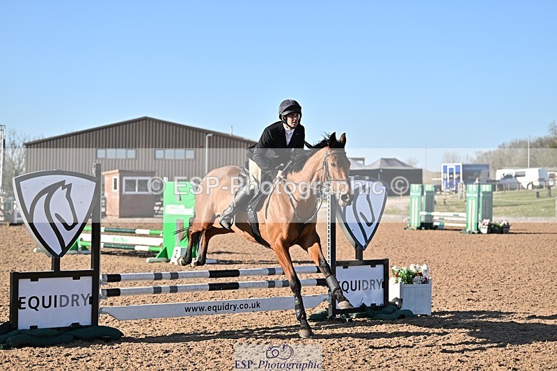 250401-171209-00309 - 70cm classes