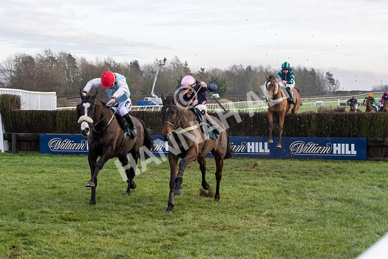 220125-Race 3-Emotional Roller-3153 - Race 3